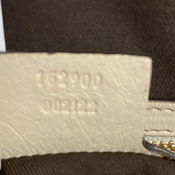 Authentic Gucci GG Horsebit Pelham Shoulder bag. Used once. Excellent condition - Picture 8 of 12